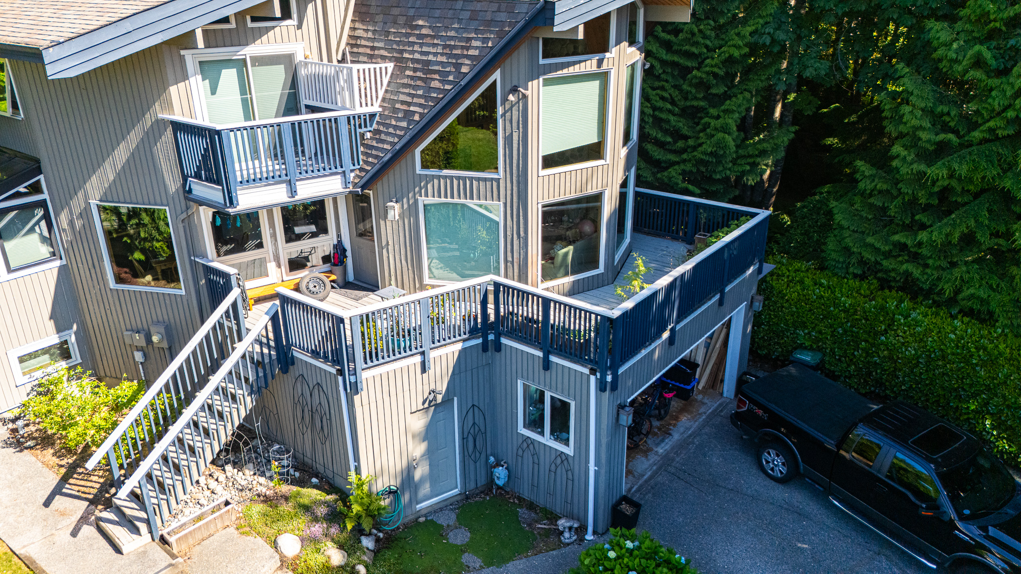Modern whole home renovation North Vancouver featuring open concept kitchen and living space
